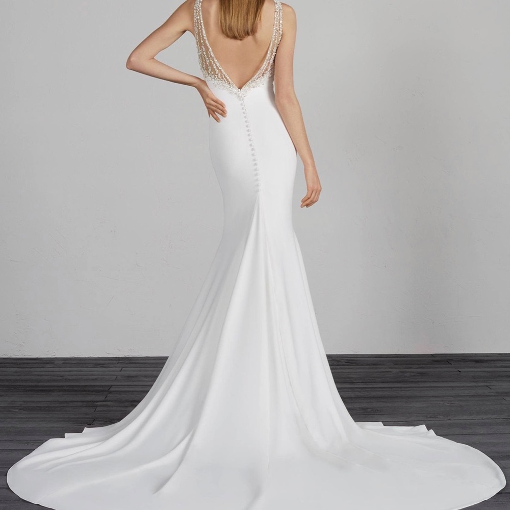 Pronovia Wedding Dress